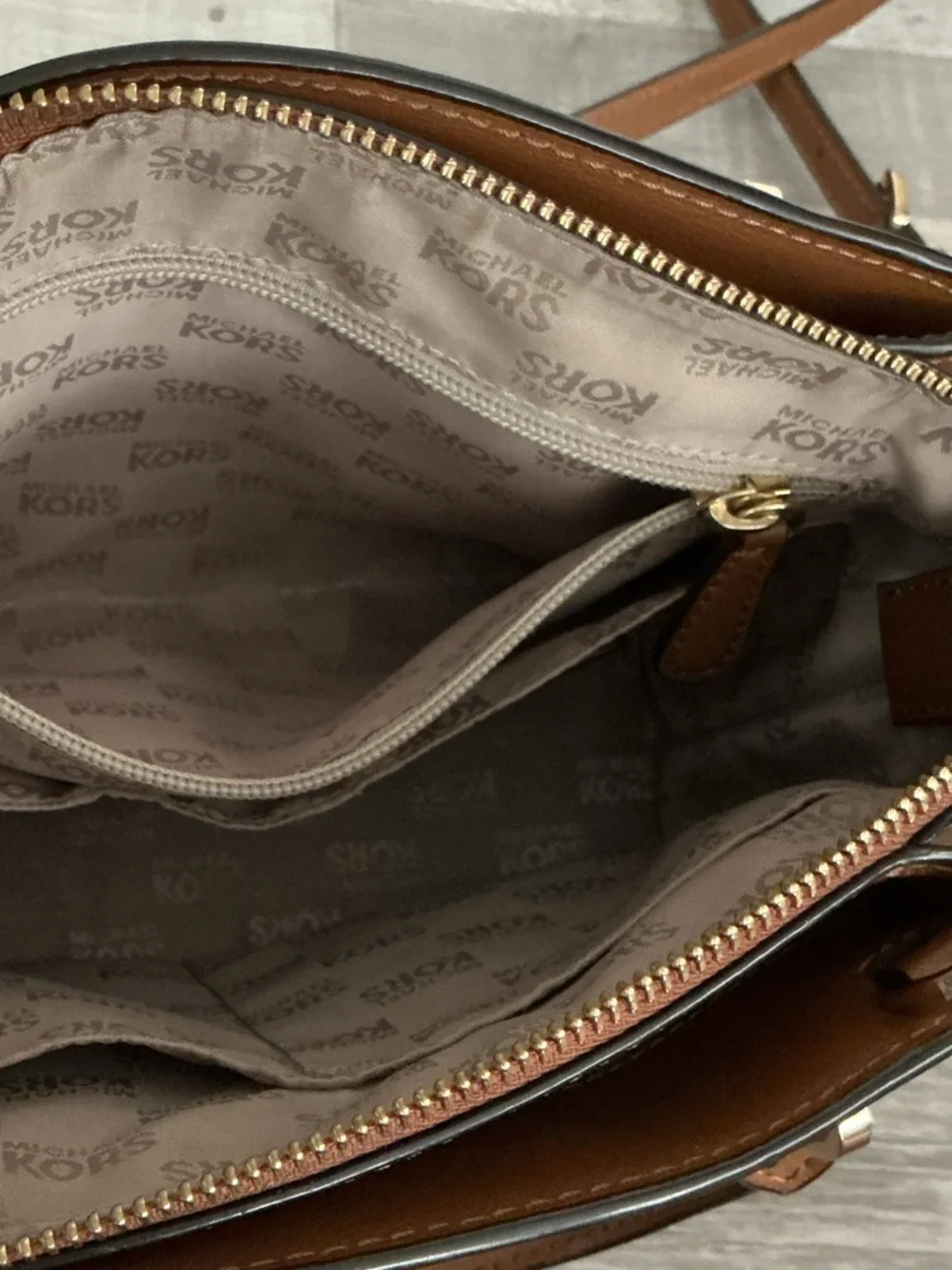 Michael Kors Ellis Small Convertible Satchel